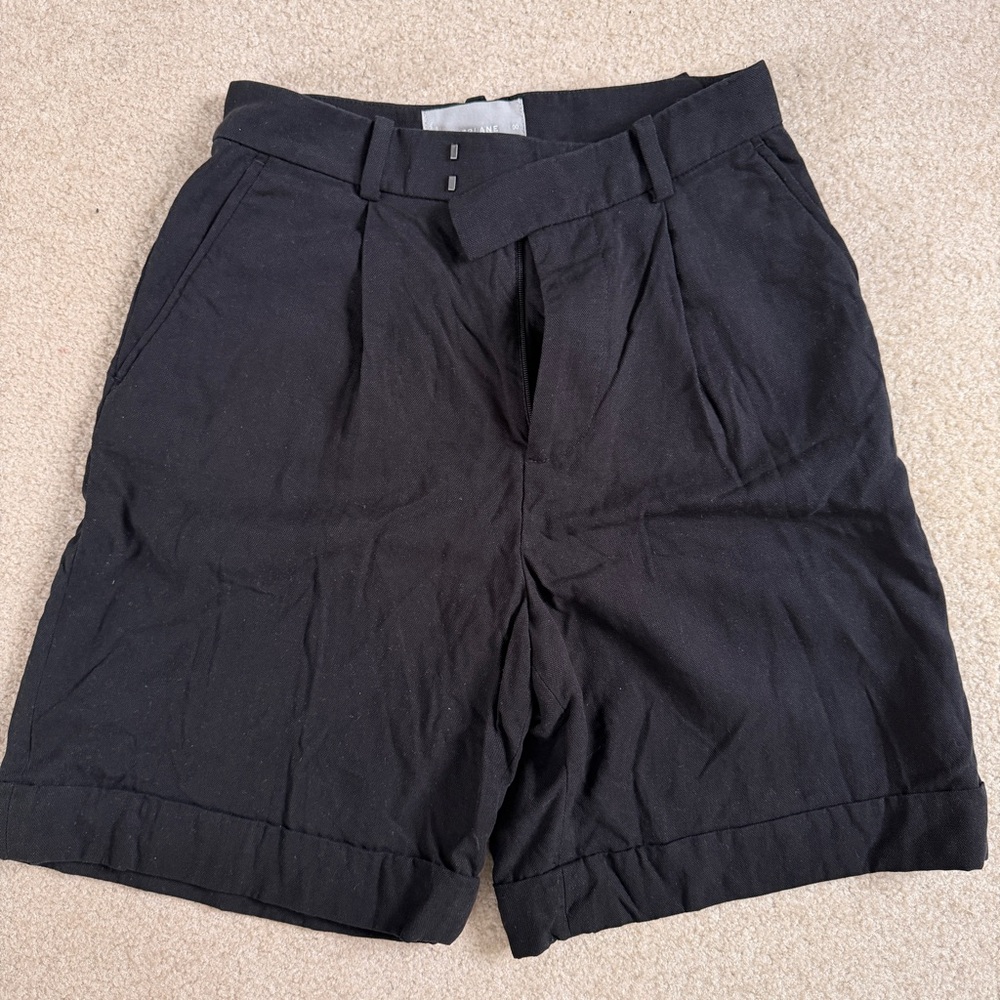 Everlane shorts